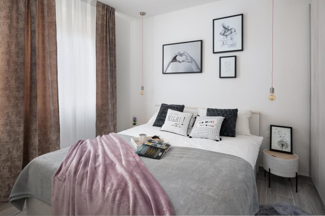 Luxflat20 Apartment Rijeka Bagian luar foto